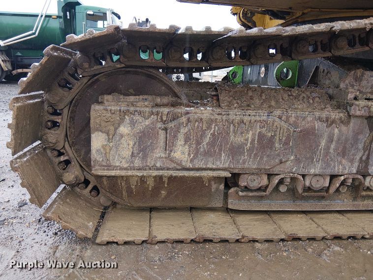 image for item EE5247 1988 Caterpillar 215 C excavator