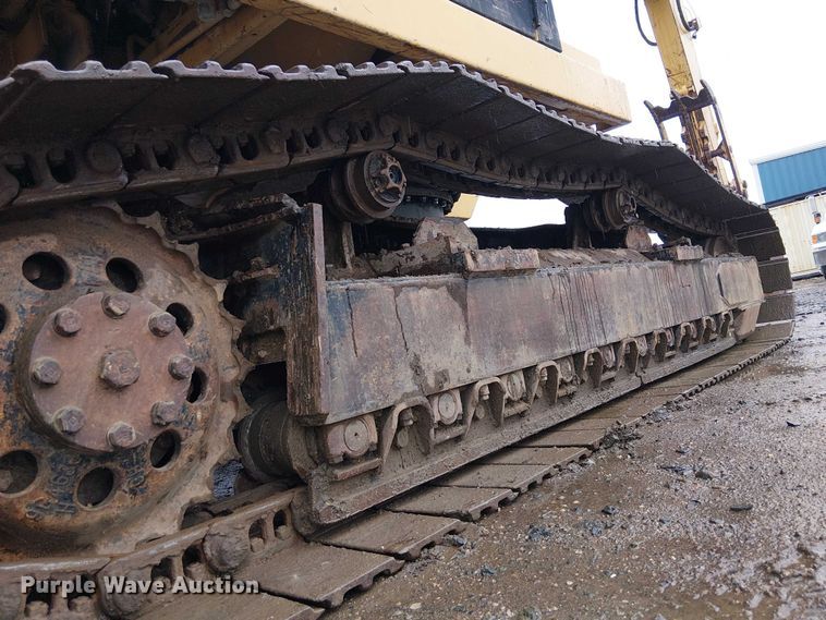 image for item EE5247 1988 Caterpillar 215 C excavator