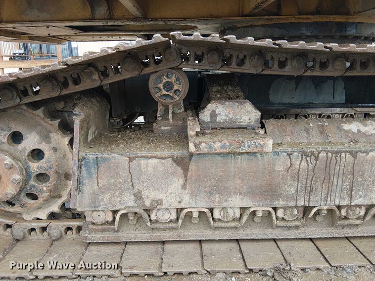 image for item EE5247 1988 Caterpillar 215 C excavator