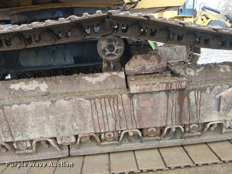 image for item EE5247 1988 Caterpillar 215 C excavator
