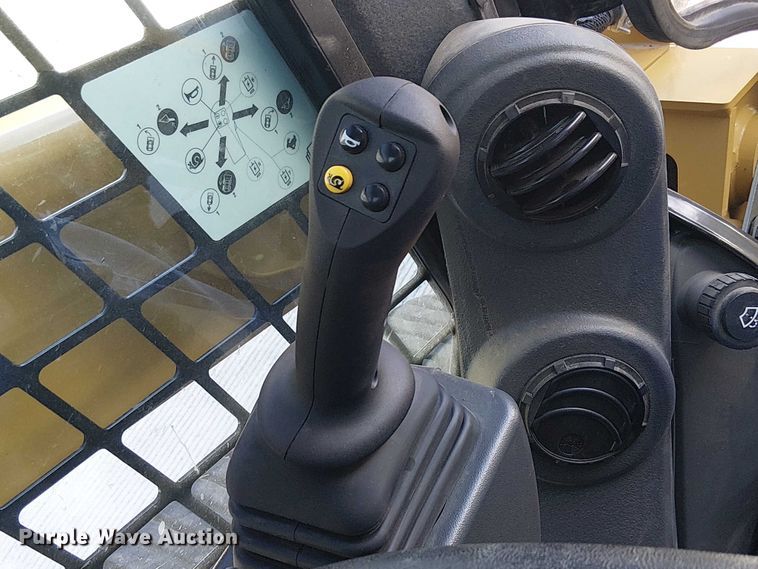 image for item EE5251 2024 Caterpillar 289D3 tracked skid steer loader