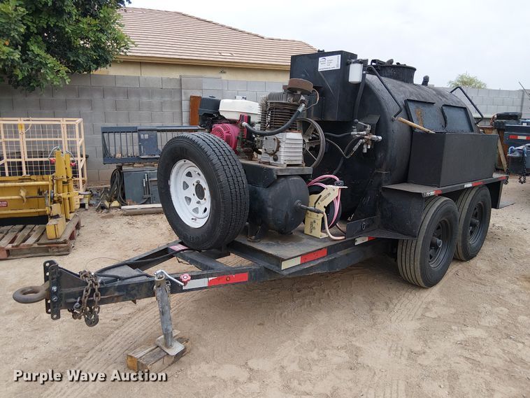 image for item EE5254 Seal coat machine