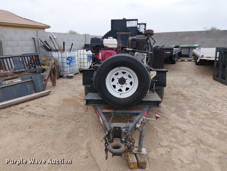 image for item EE5254 Seal coat machine