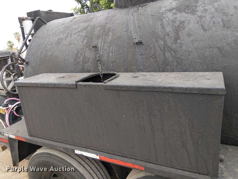 image for item EE5254 Seal coat machine