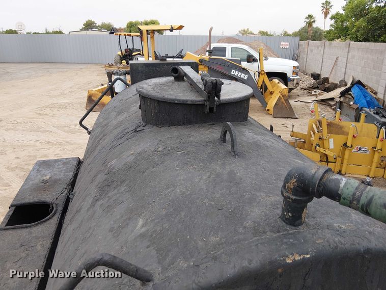 image for item EE5254 Seal coat machine