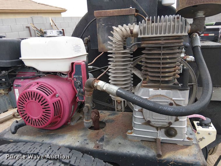 image for item EE5254 Seal coat machine