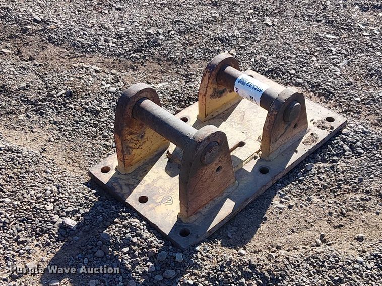 image for item EE5259 John Deere 710-G backhoe quick attach