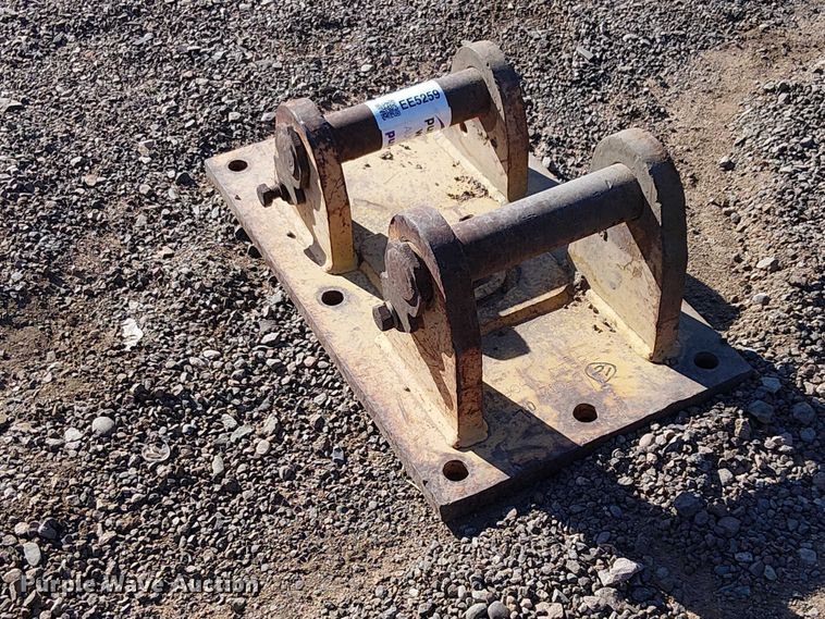 image for item EE5259 John Deere 710-G backhoe quick attach