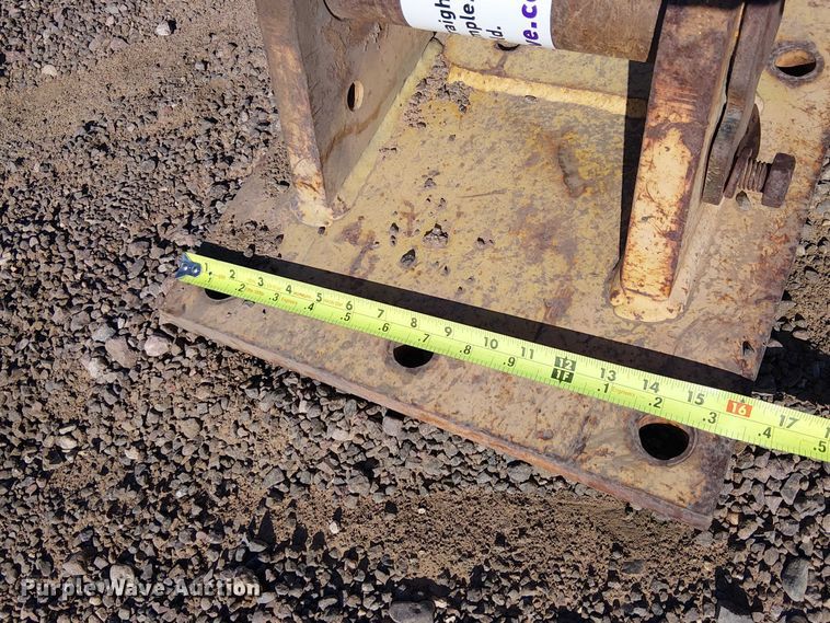 image for item EE5259 John Deere 710-G backhoe quick attach