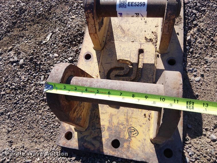 image for item EE5259 John Deere 710-G backhoe quick attach