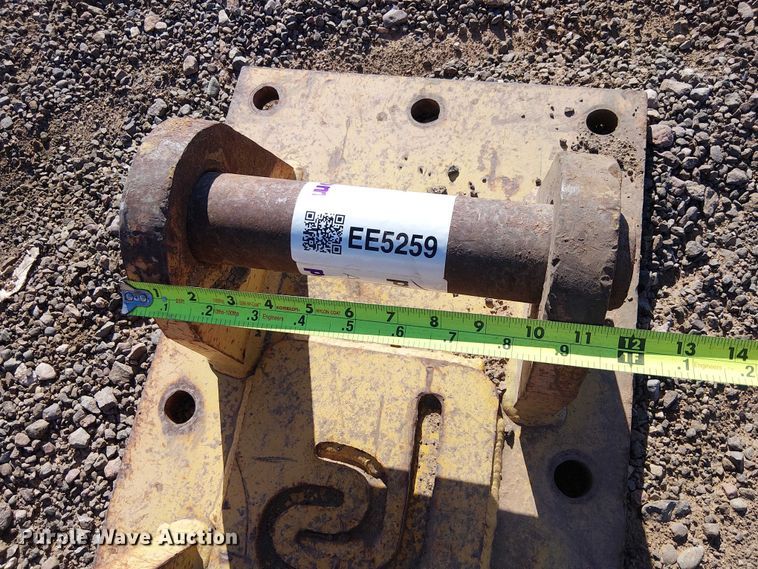 image for item EE5259 John Deere 710-G backhoe quick attach