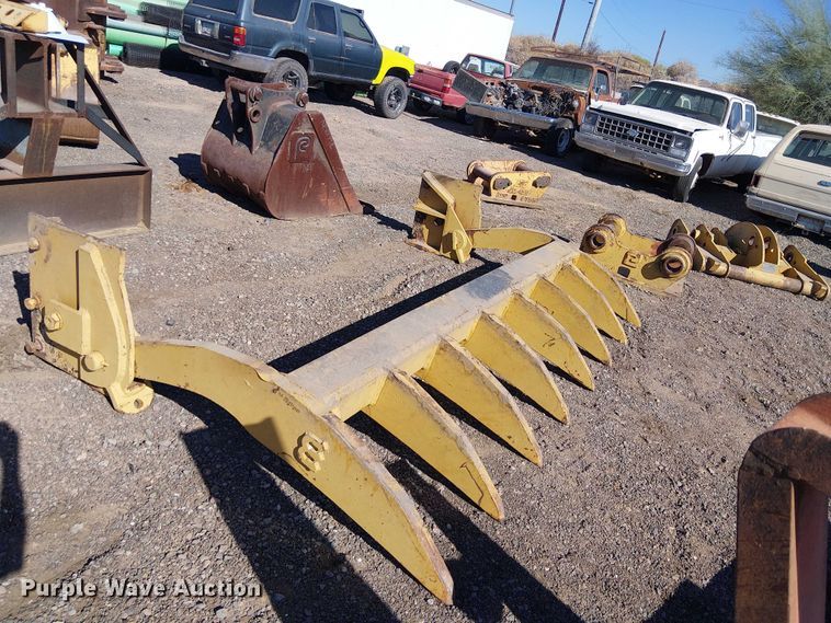 image for item EE5261 Root rake