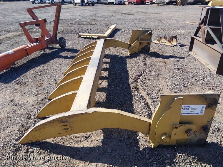 image for item EE5261 Root rake