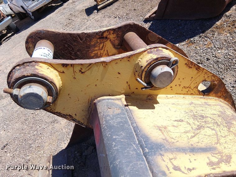 image for item EE5267 710 G excavator bucket