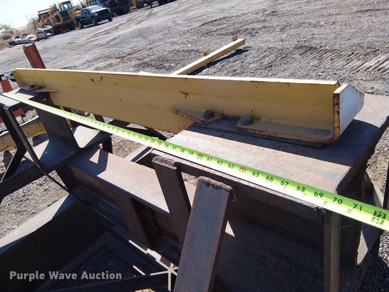 image for item EE5268 Shop Built scraper tractor cribbing