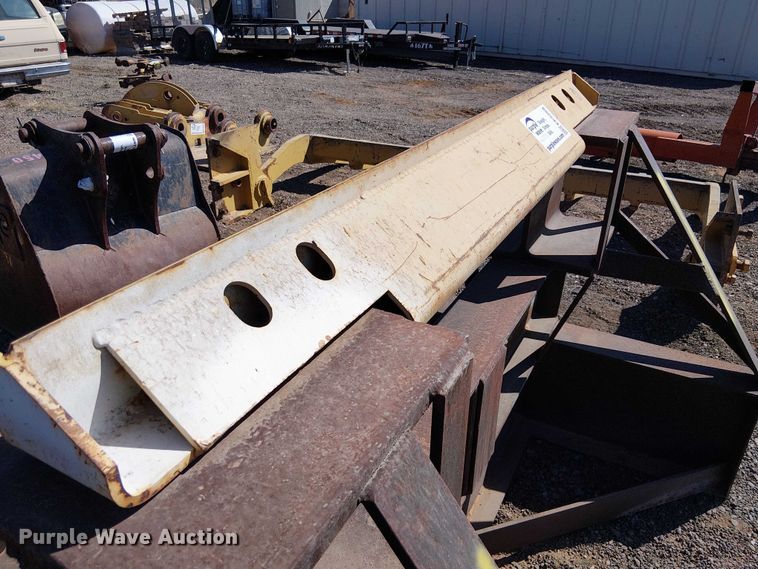 image for item EE5268 Shop Built scraper tractor cribbing