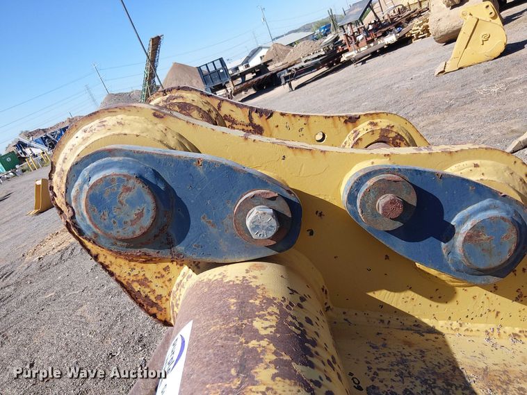 image for item EE5269 Sui Manufacturing EXC7060SKBB excavator rock bucket