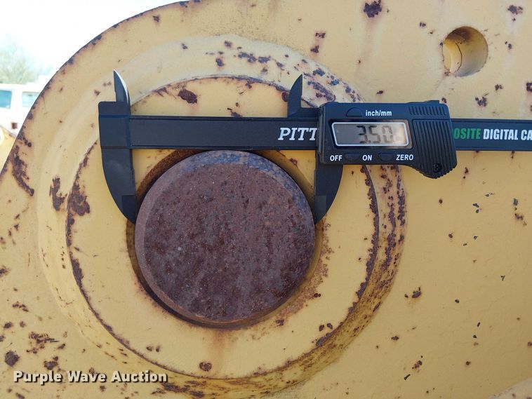 image for item EE5269 Sui Manufacturing EXC7060SKBB excavator rock bucket