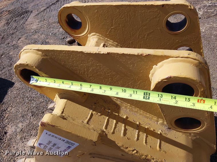 image for item EE5271 Hensle JD2-24AZ-710C backhoe bucket
