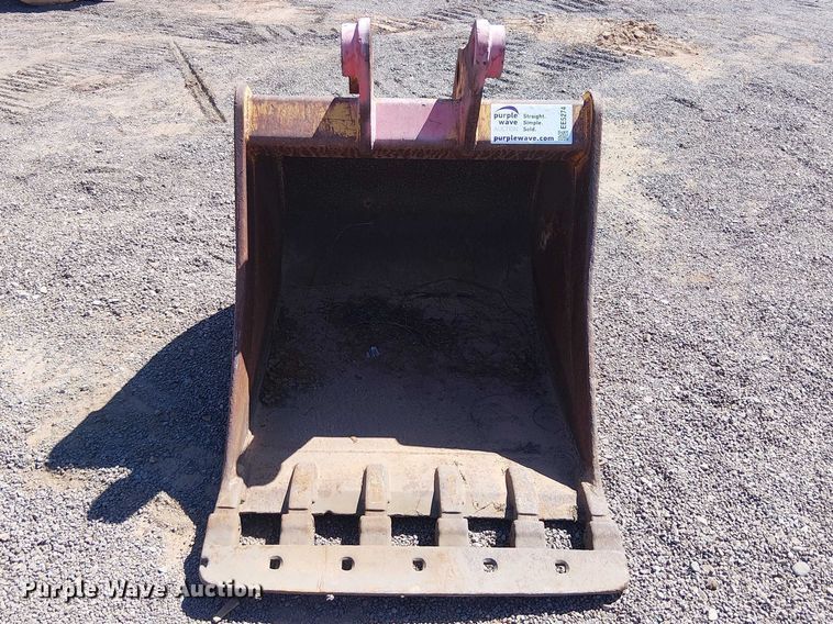 image for item EE5274 excavator bucket