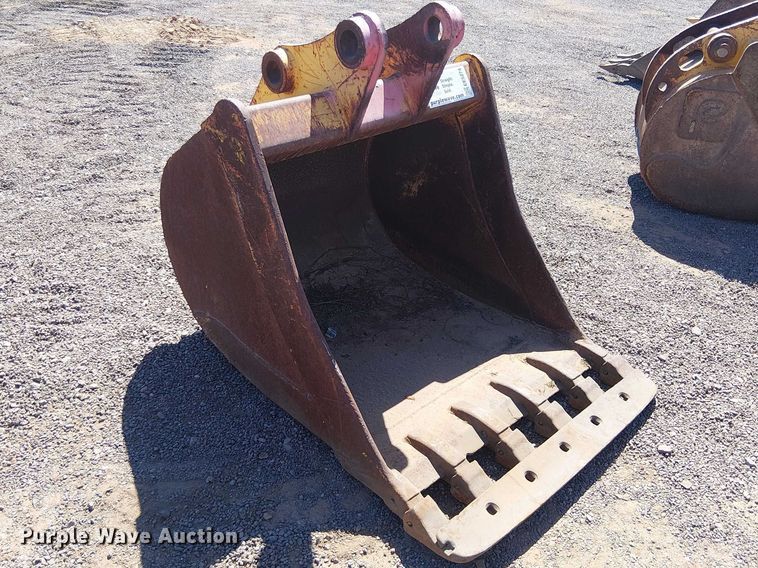 image for item EE5274 excavator bucket