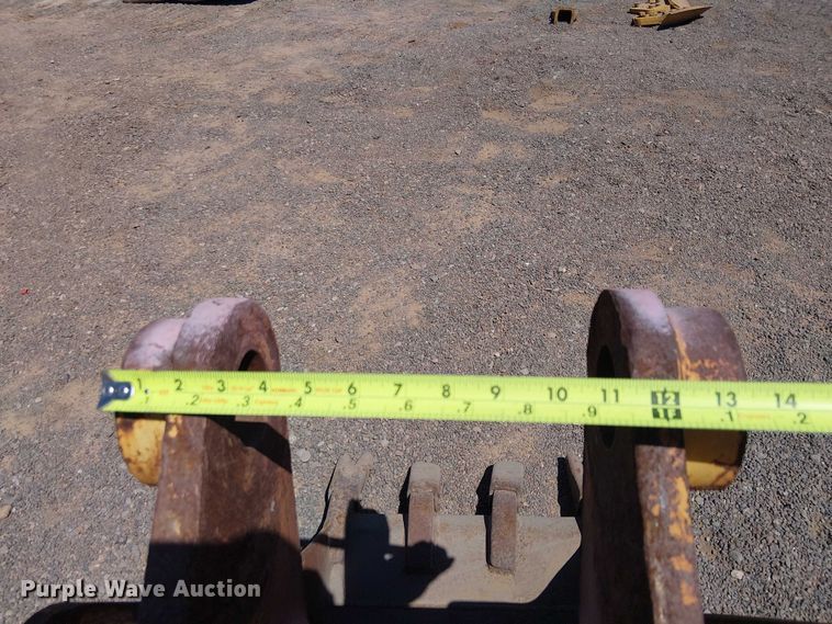 image for item EE5278 710 J backhoe bucket