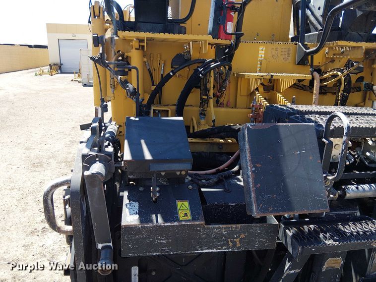 image for item EE5282 2014 Caterpillar AP655D paver