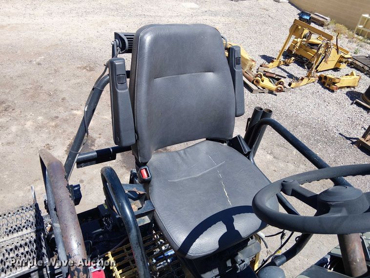 image for item EE5282 2014 Caterpillar AP655D paver