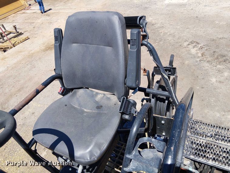 image for item EE5282 2014 Caterpillar AP655D paver