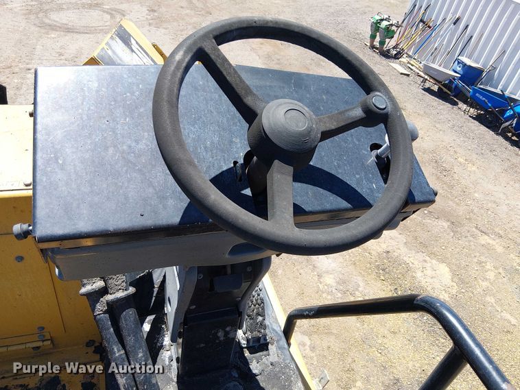 image for item EE5282 2014 Caterpillar AP655D paver