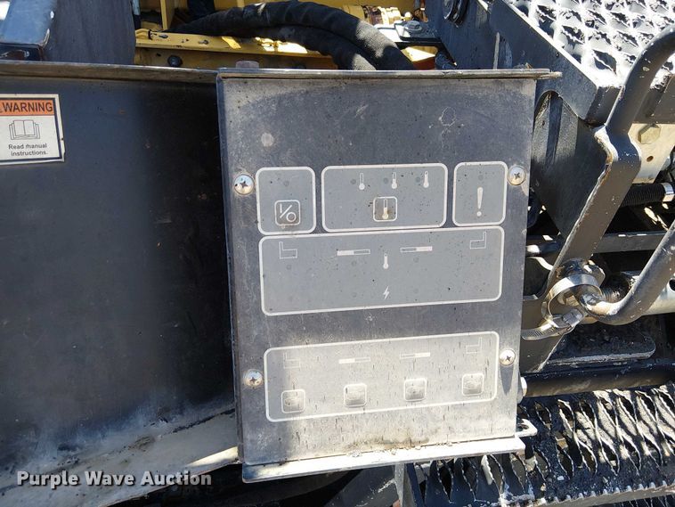 image for item EE5282 2014 Caterpillar AP655D paver