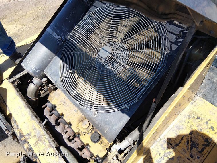image for item EE5282 2014 Caterpillar AP655D paver