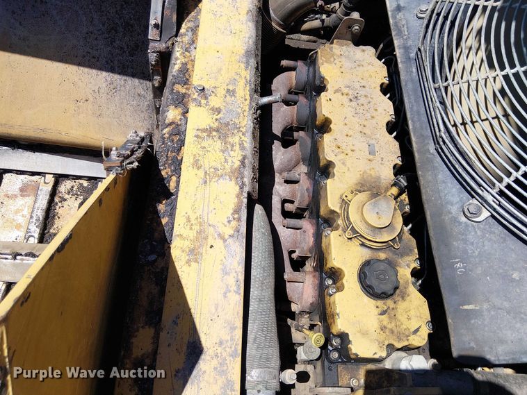 image for item EE5282 2014 Caterpillar AP655D paver