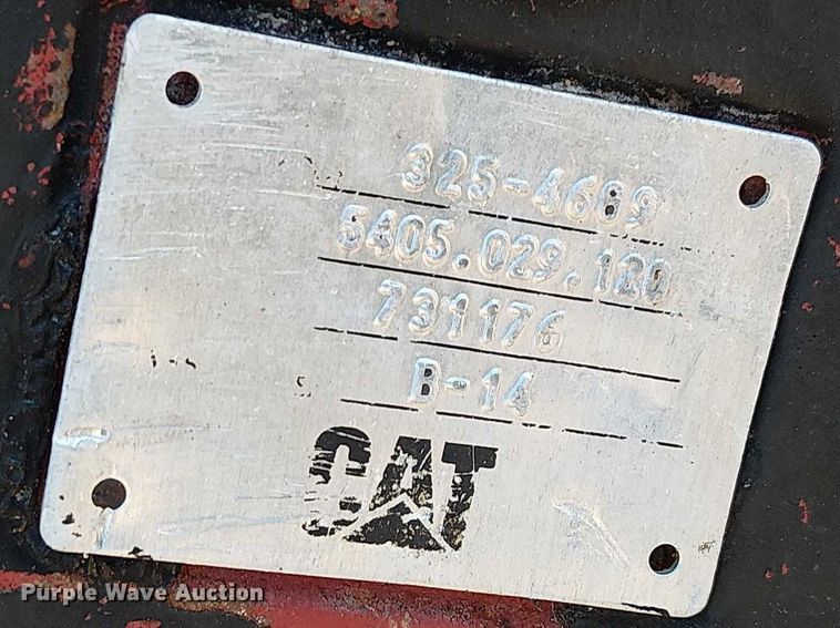 image for item EE5282 2014 Caterpillar AP655D paver