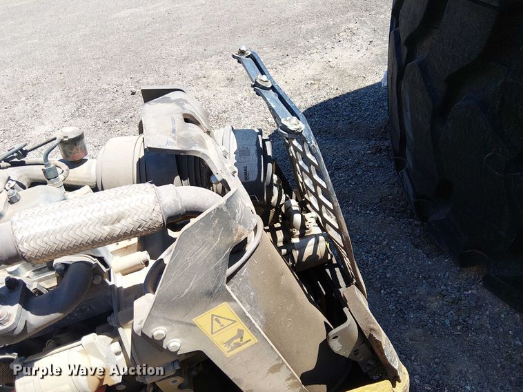 image for item EE5283 2022 Bomag Bmp8500 trench compactor