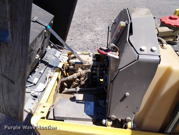 image for item EE5283 2022 Bomag Bmp8500 trench compactor