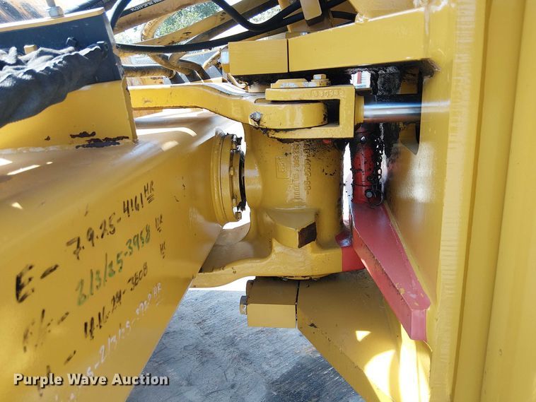 image for item EE5295 2011 Caterpillar CS-56 single drum vibratory roller