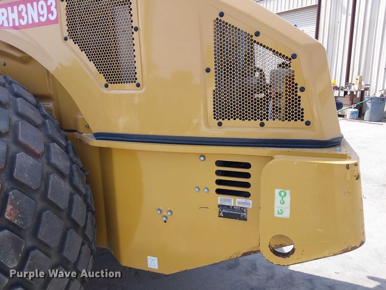 image for item EE5295 2011 Caterpillar CS-56 single drum vibratory roller