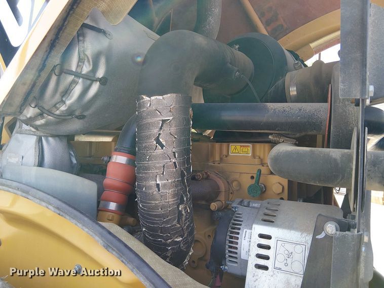 image for item EE5295 2011 Caterpillar CS-56 single drum vibratory roller