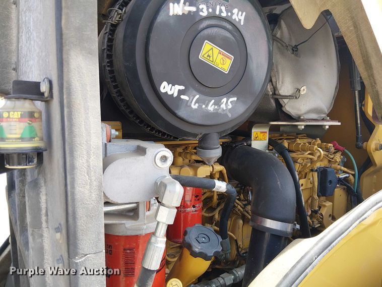 image for item EE5295 2011 Caterpillar CS-56 single drum vibratory roller