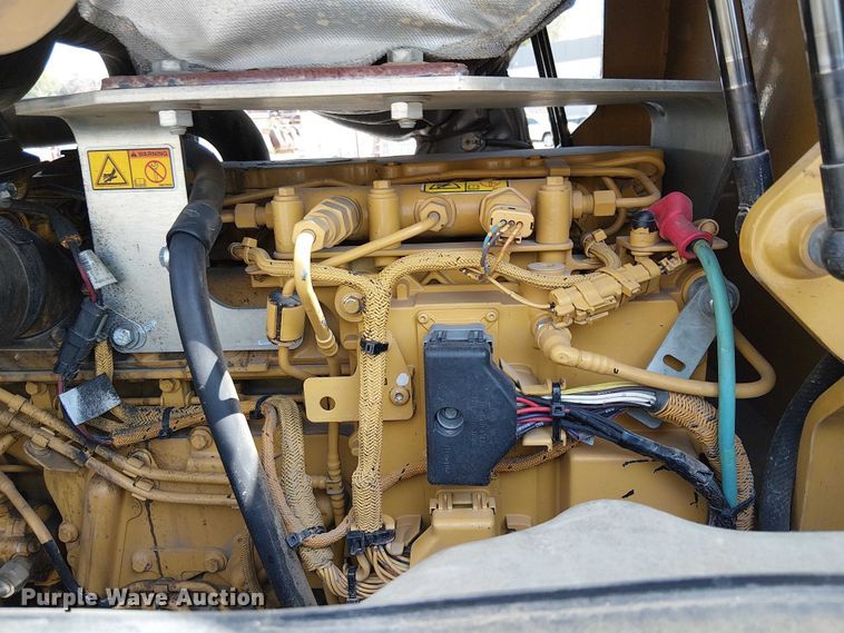 image for item EE5295 2011 Caterpillar CS-56 single drum vibratory roller