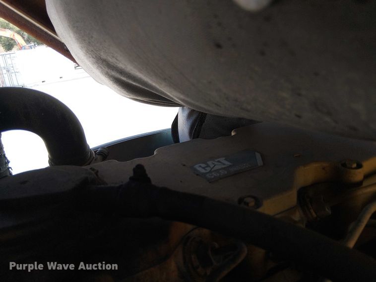 image for item EE5295 2011 Caterpillar CS-56 single drum vibratory roller