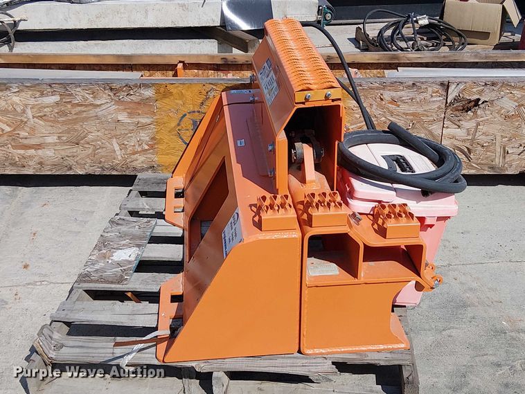 image for item EE5296 Dragon DS24 concrete screed