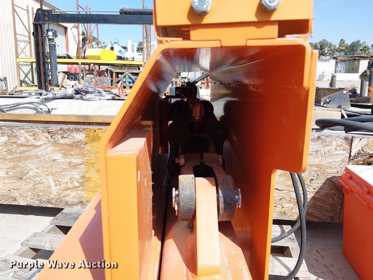 image for item EE5296 Dragon DS24 concrete screed