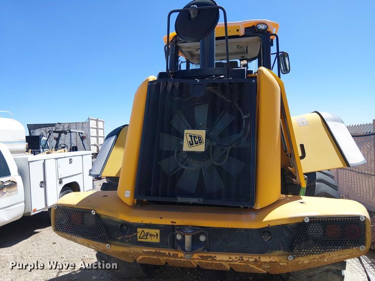 image for item EE5299 JCB 437 HT wheel loader