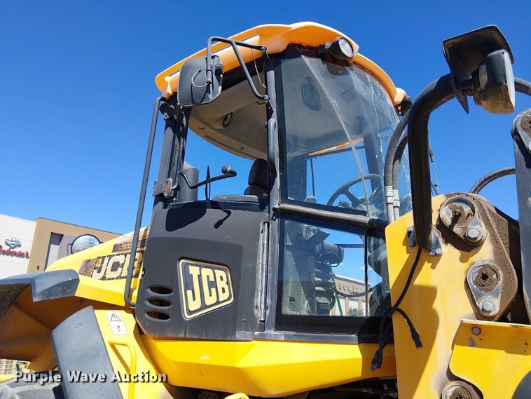image for item EE5299 JCB 437 HT wheel loader