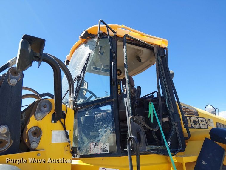 image for item EE5299 JCB 437 HT wheel loader