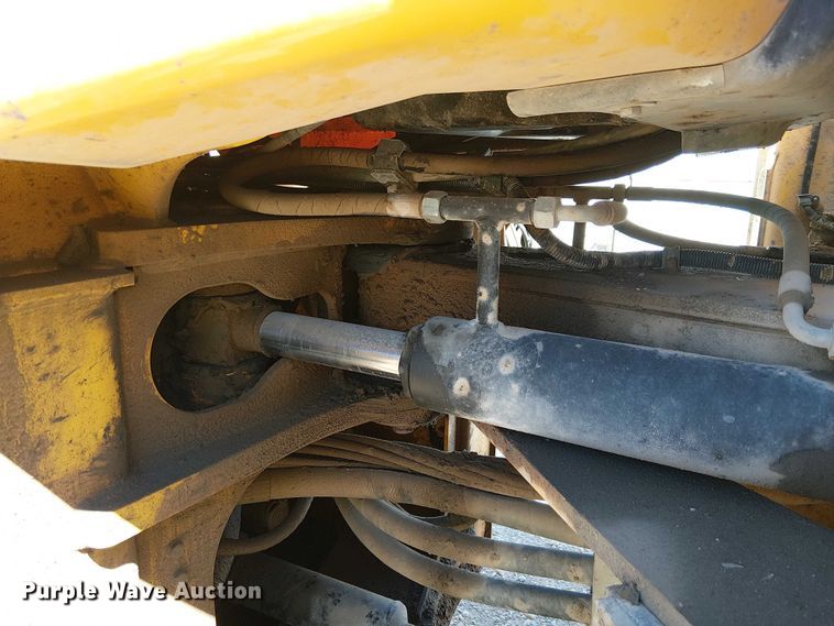 image for item EE5299 JCB 437 HT wheel loader