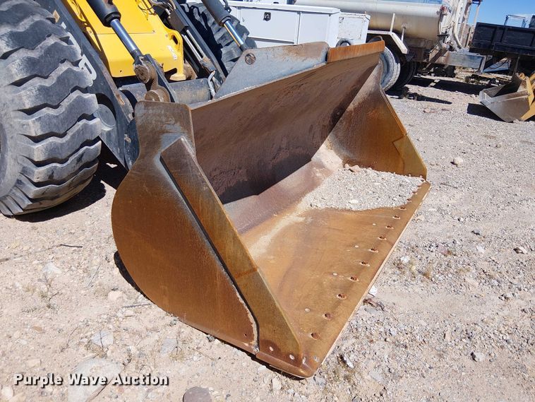 image for item EE5299 JCB 437 HT wheel loader