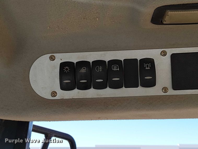 image for item EE5299 JCB 437 HT wheel loader